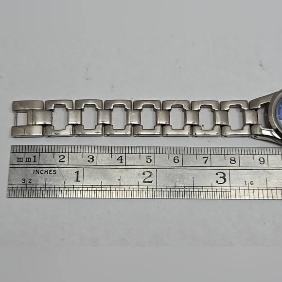 Rare Womens Caravelle By Bulova Watch 23mm Silver Tone Blue Dial New Battery main image 10